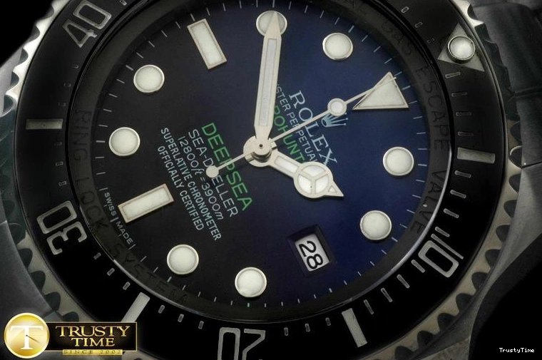 1011 ROLSD048A – Deep Sea Blue Dweller Packable 1003